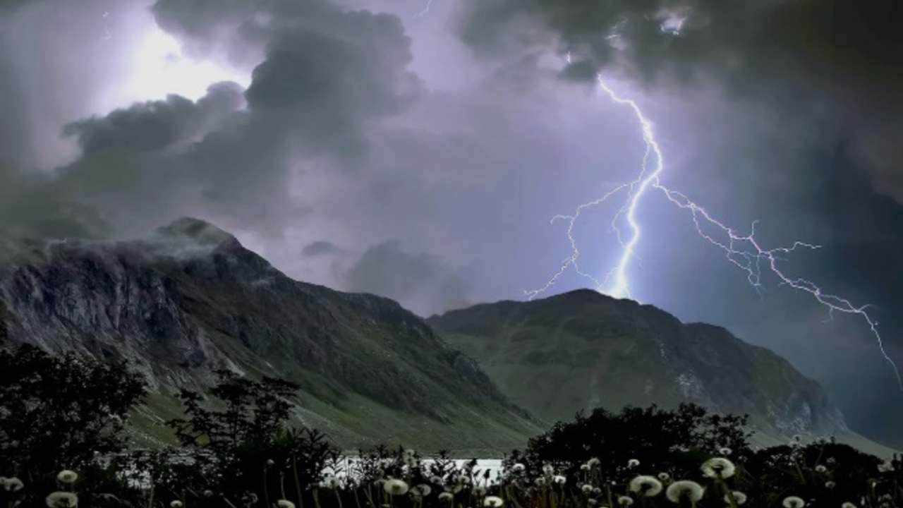 Prakiraan Cuaca Sumsel 23 Desember 2025: Waspada Hujan Petir di Empat Lawang