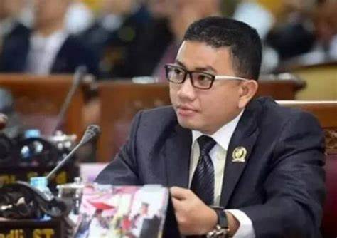 Anggota Dewan Fraksi PKS Minta Usut Tuntas Indikasi Penimbunan BBM