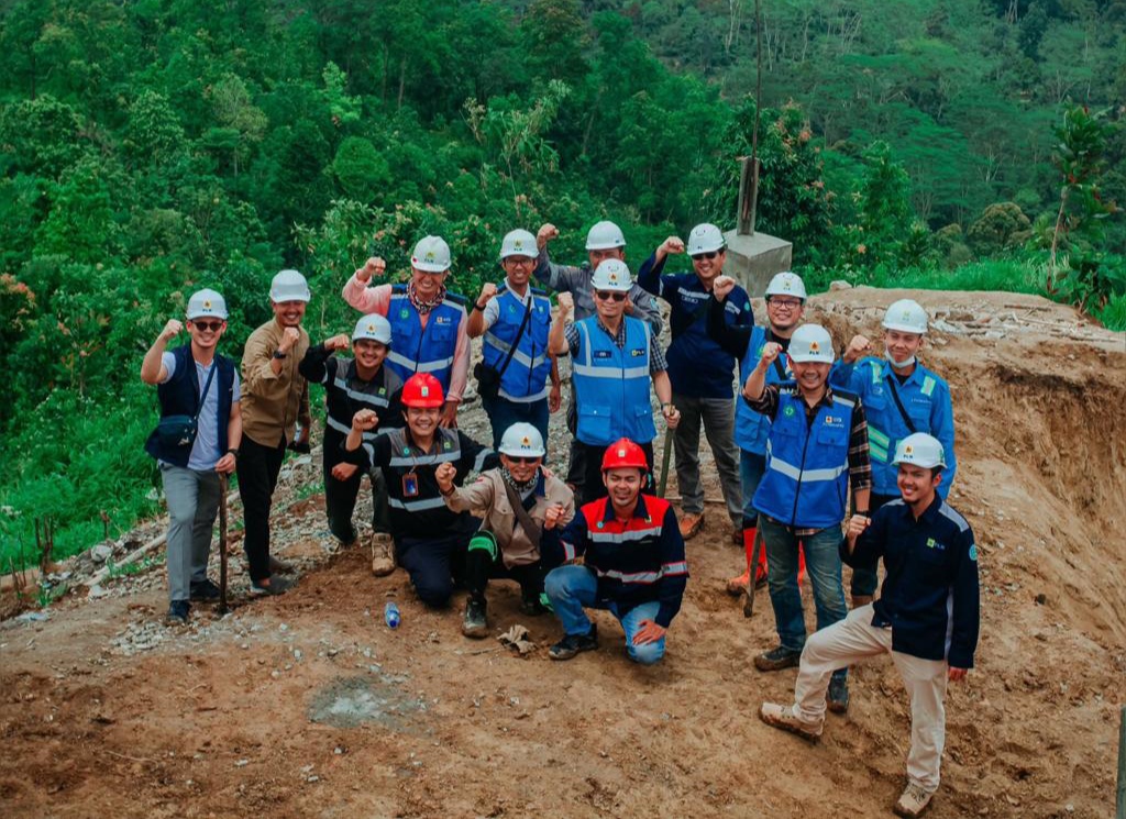 Terjun Langsung ke Lokasi Proyek, Dahlan Djamaluddin: Ini Harus Segera Energize