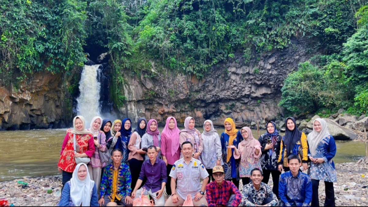 Pernah Mau Digusur Jadi PLTU, Air Terjun Setinggi 15 Meter di Perbatasan Lahat Ini Malah Jadi Surga Wisata