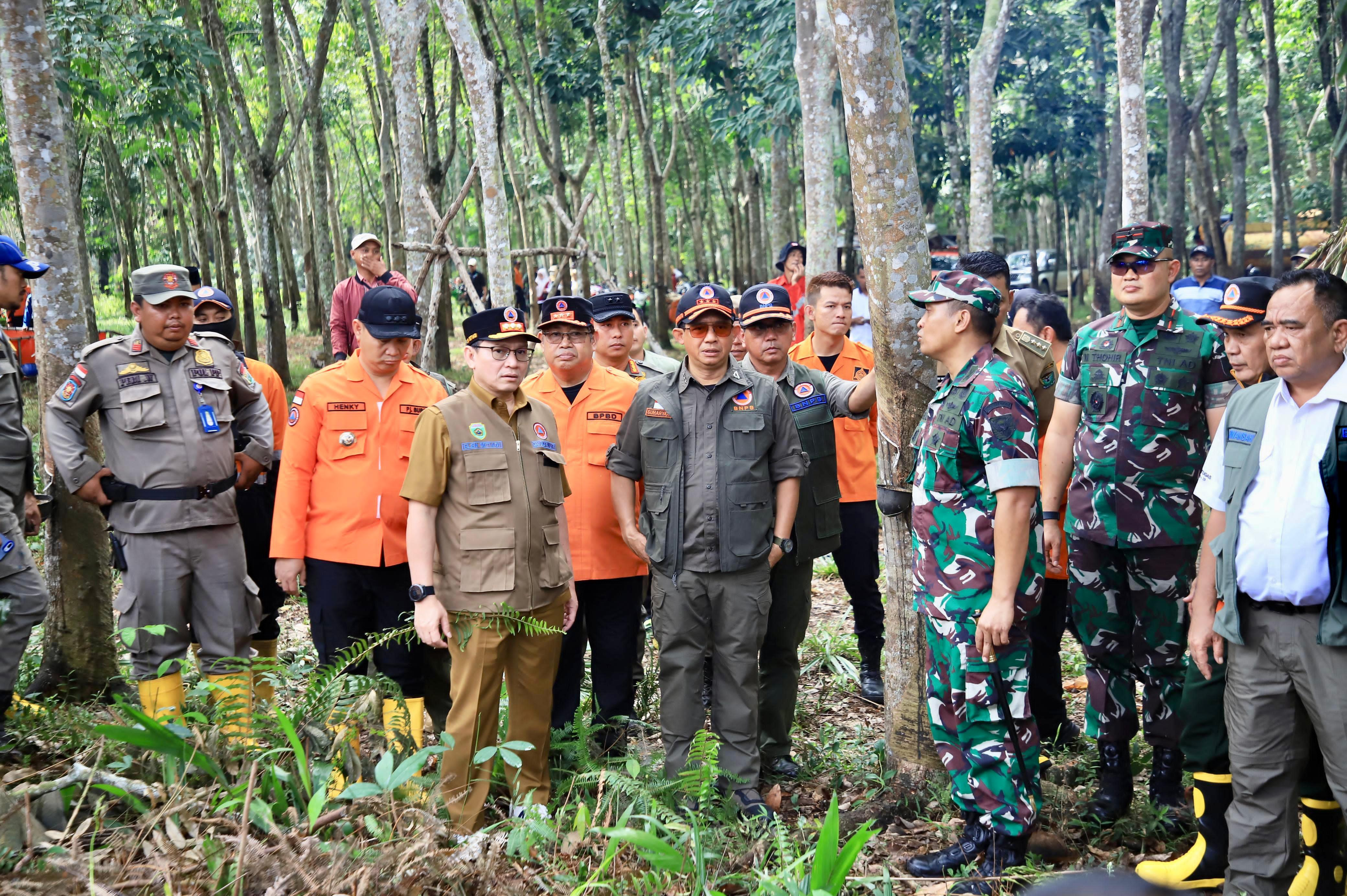 Elen Setiadi Bersama Kepala BNPB Pusat Langsung Tinjau Lokasi Hotpot Kahutla