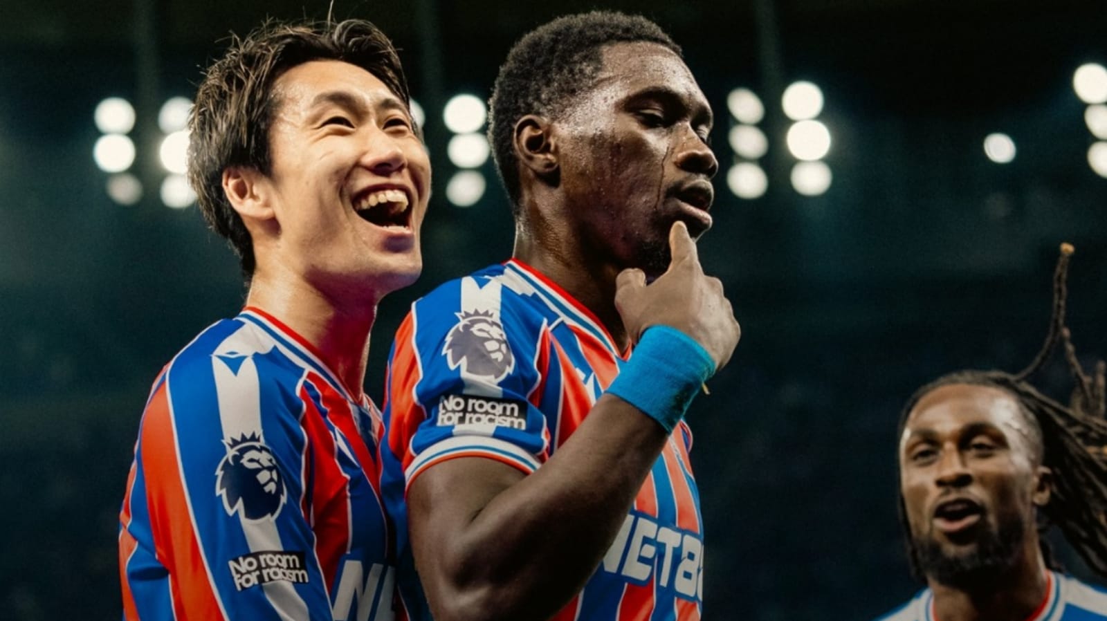 Tottenham 1-3 Crystal Palace: Dua Gol Sarr Membuat Spurs Berada di Pinggir Jurang Degradasi