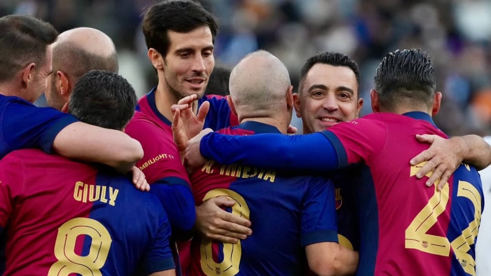 Pemain Legendaris Barcelona Ini Inginkan Kembali Masuk Dalam Manajemen