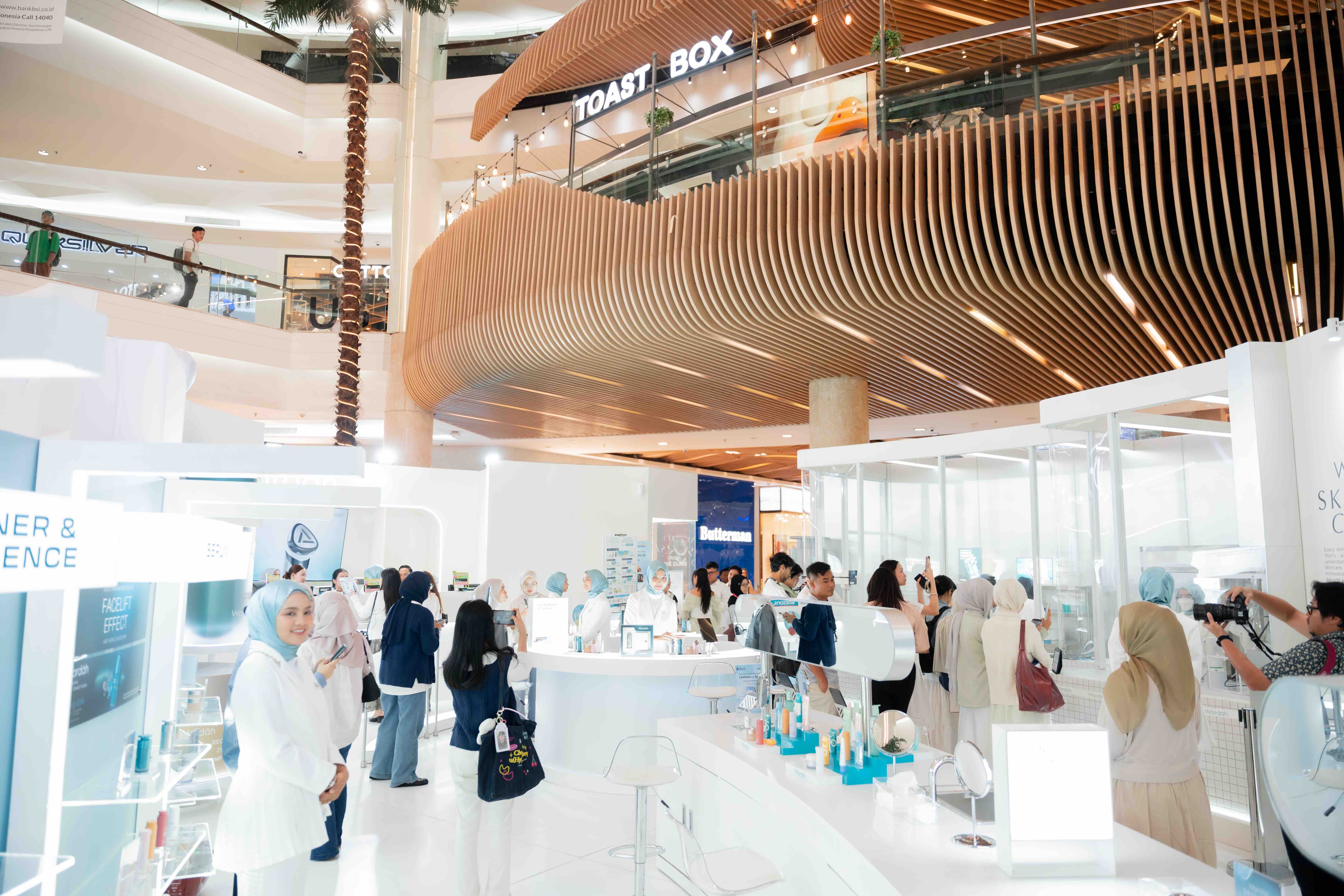 Wardah SKINVERSE CLINIC 2025, Kenalkan Berbagai Skin Innovation Sesuai Kebutuhan Unik Kulit 