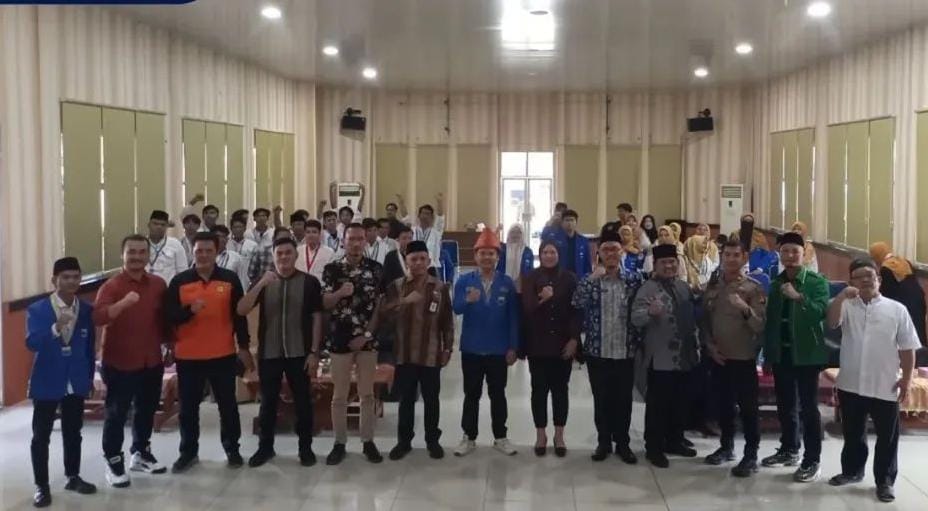 Pejabat Pemkot Lubuk Linggau Buka PKD ke-1 PMII  Se Sumsel