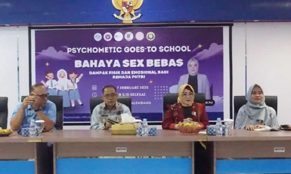 BK SMKN 2 Palembang Adakan Sosialisasi Kesehatan Mental Kepada 300 Siswi Putri 