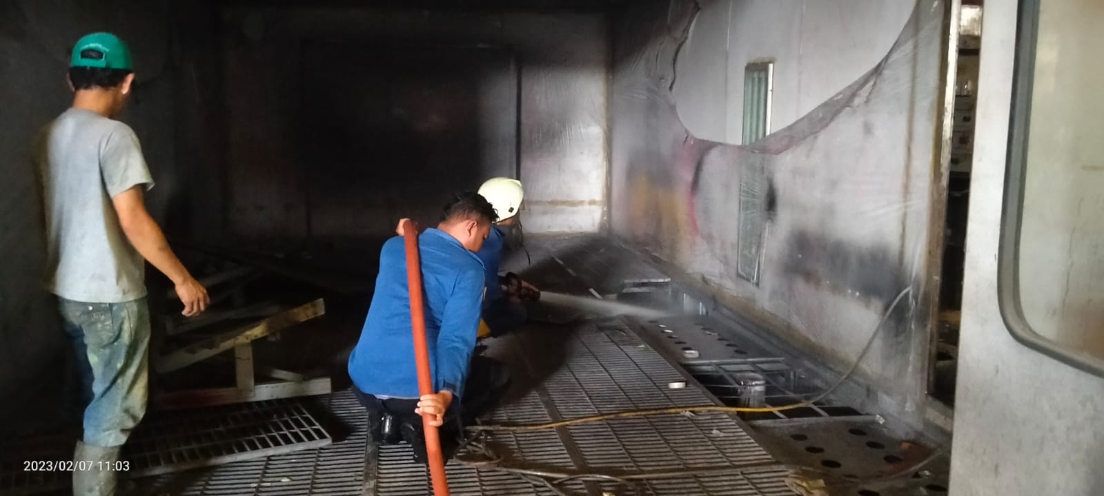 Korsleting Listrik Mesin Cat Oven, Bengkel di Palembang Nyaris Terbakar