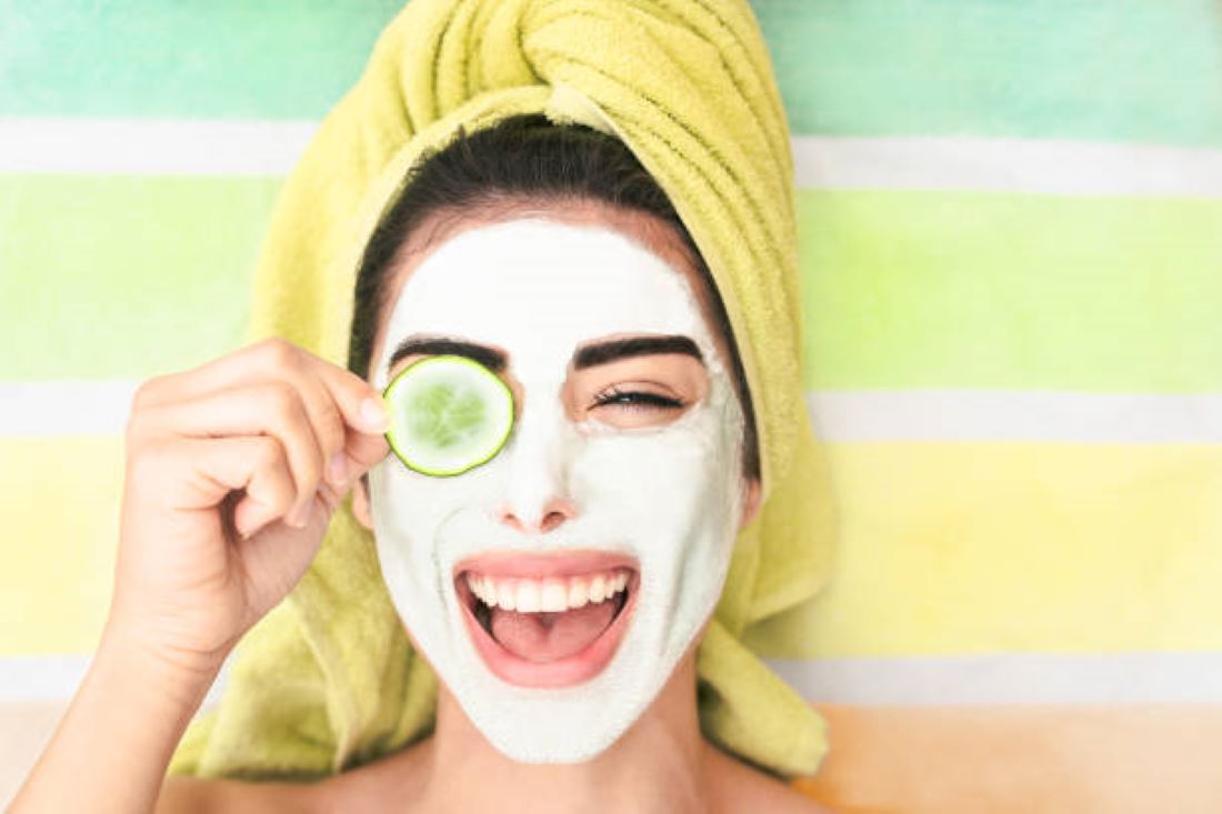 SOLUSI KECANTIKAN! Ini 5 Manfaat Timun untuk Wajah