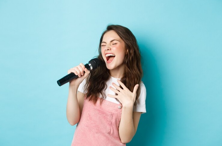 Ini Deretan Zodiak yang Hobi Bernyanyi dan Miliki Suara yang Bagus, Ada Zodiakmu?