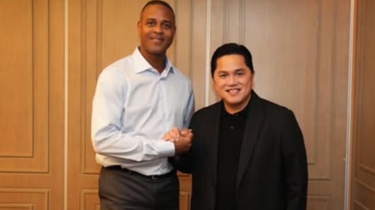 Puji Shin Tae-yong, Patrick Kluivert Resmi Diperkenalkan ke Publik 