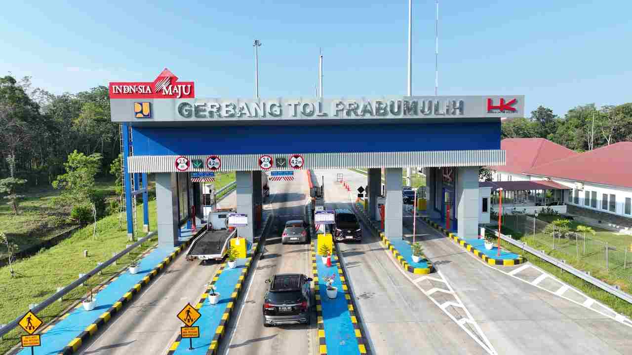 Libur Panjang, 93.798  Kendaraan Lintasi JTTS, VLL Tertinggi di Ruas Tol Ini