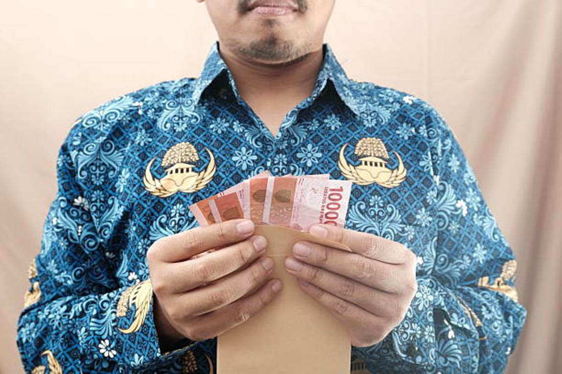 Honorer R4 Dilantik PPPK Paruh Waktu, Segini Nominal Gajinya