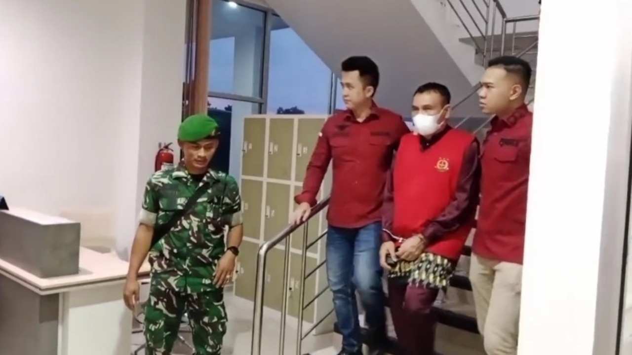 Usai Rapat Paripurna, Oknum Anggota DPRD Ogan Ilir Ditetapkan Tersangka dan Ditahan