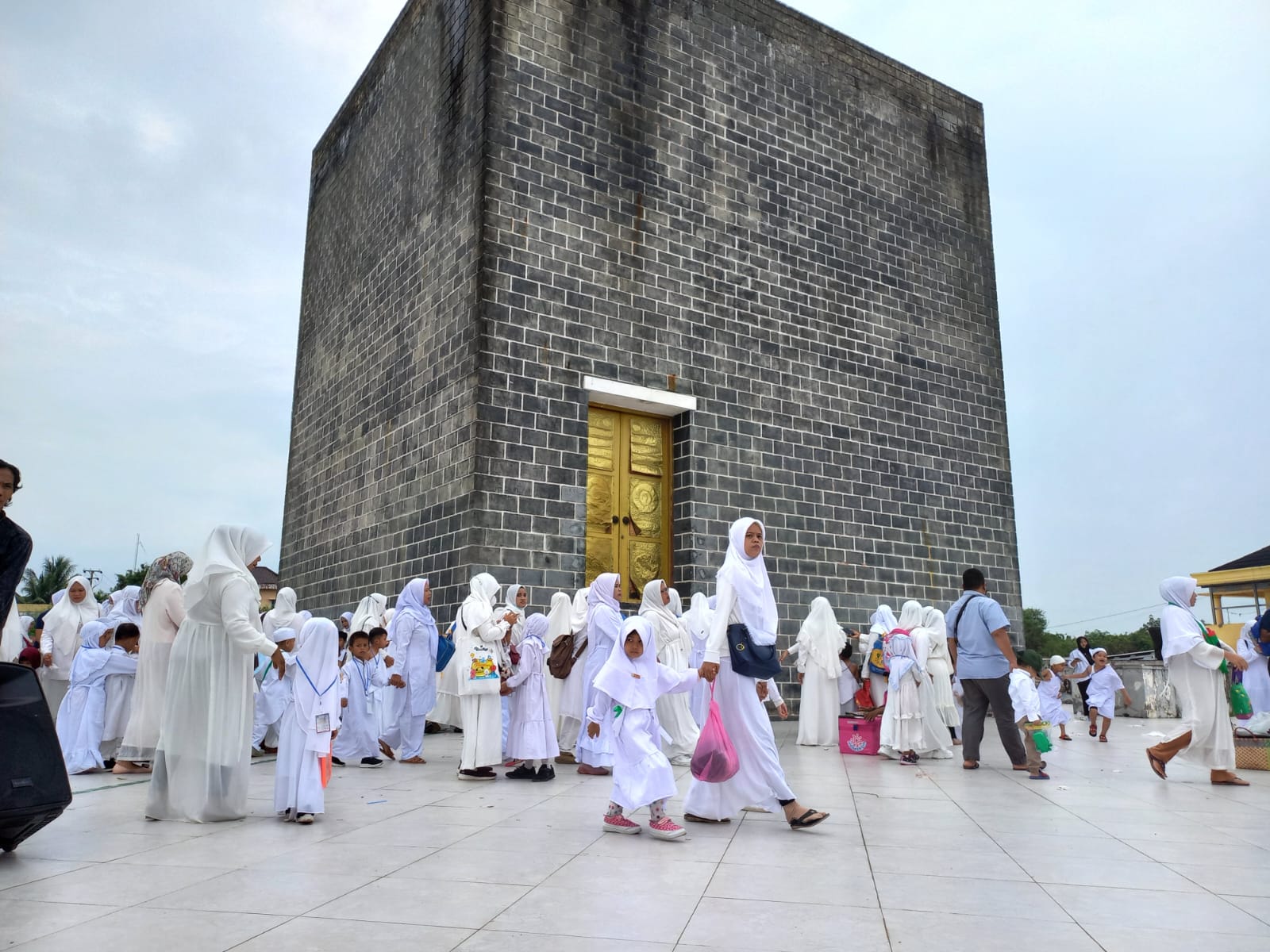 Manasik Haji, Tanamkan Paham Agama Sejak Dini ke Anak