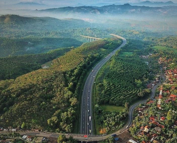 Lewati Bukit Soeharto, Jalan Tol di Kalimantan Timur Telan Biaya Rp9,55 Triliun