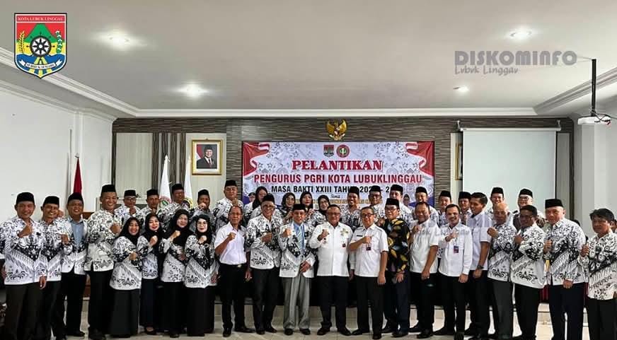 Sekda H Trisko Defriyansa Hadiri Pelantikan Pengurus PGRI Kota Lubuk Linggau Periode 2025-2030