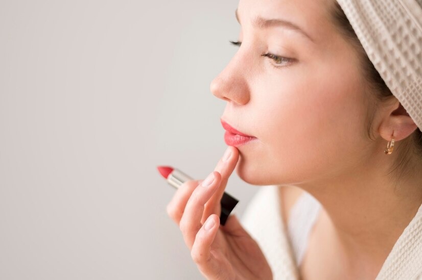 5 Lipstik Anti Air yang Bagus Dipakai, Tahan Lama Seharian dengan Harga di Bawah 30 Ribuan