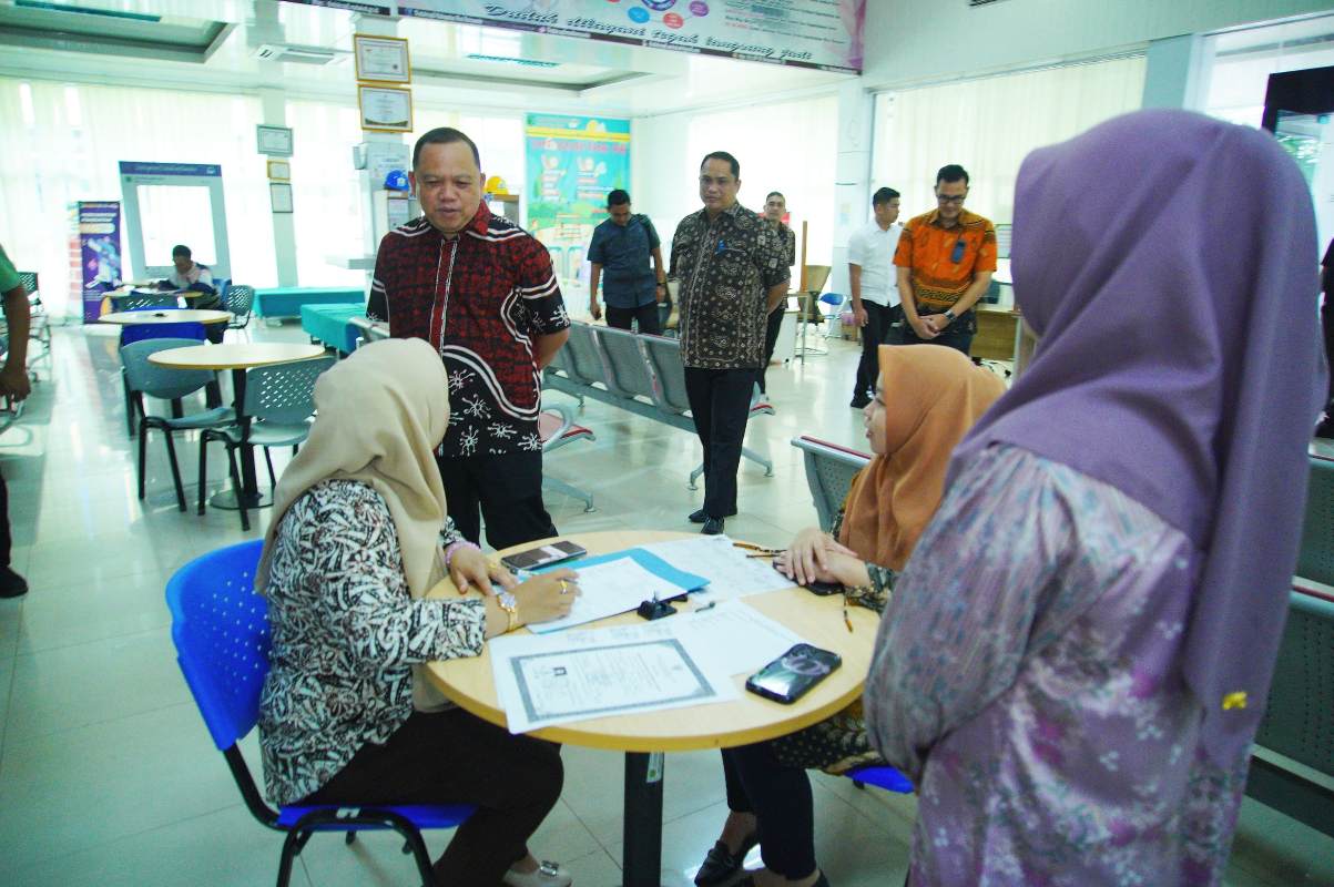 Hari Pertama Kerja di Tahun 2025, Pj Bupati Muba Sidak Sejumlah OPD