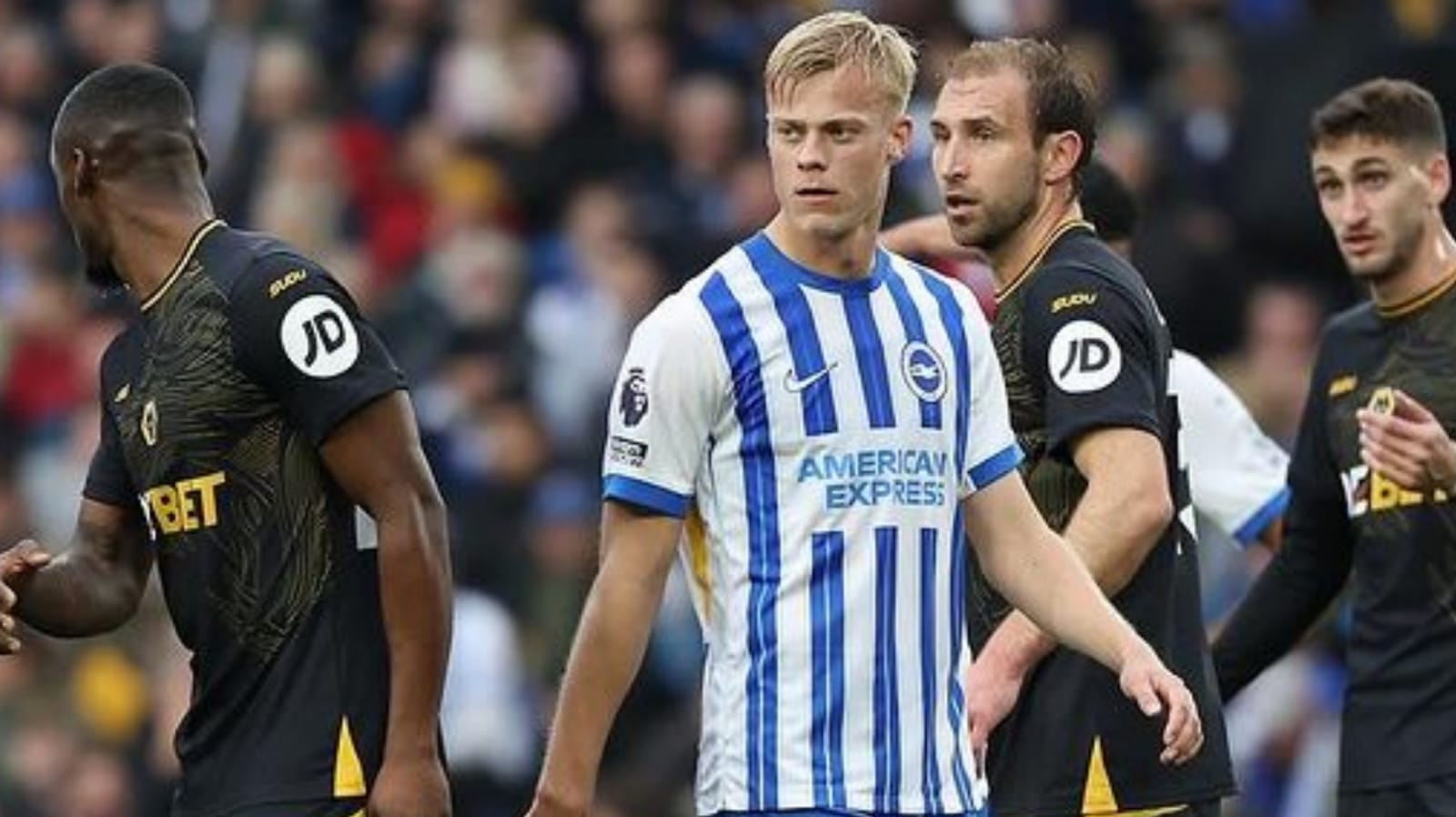 Memperkuat Lini Pertahanan, Napoli Incar Bintang Brighton