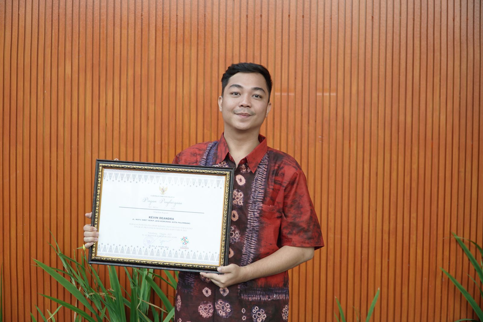 Kevin Dean Dra Raih Penghargaan Pemuda Pelopor Tingkat Provinsi dan Nasional