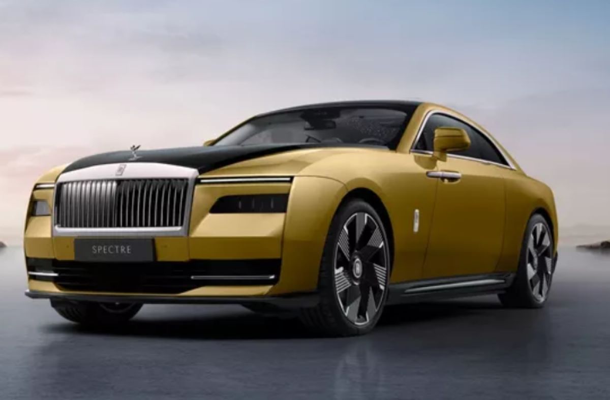 Harganya Sentuh Angka Rp6,4 Miliar, Intip Spesifikasi Mobil Listrik Pertama Rolls Royce Spectre