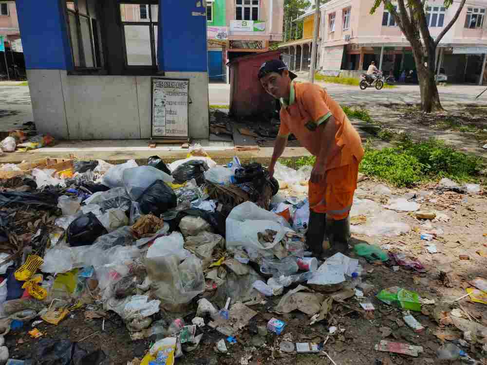 Warga Keluhkan Sampah di Terminal Randik Sekayu, Ini yang Dilakukan DLH Muba