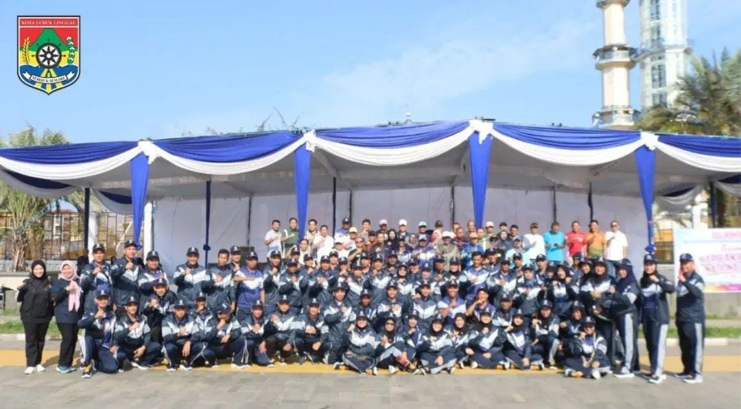 Wakil Wali Kota Lubuk Linggau Lepas Kontingen BAPOR KORPRI