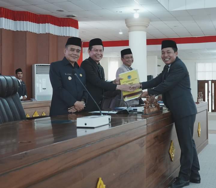 Fraksi-fraksi DPRD Ogan Ilir Sampaikan Pandangan Umum Terhadap LKPJ 2022