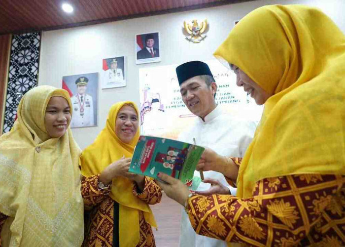 Pemkot Palembang Berangkatkan 88 Jemaah Umroh, dari Juara MTQ hingga Pendonor Darah 100 Kali