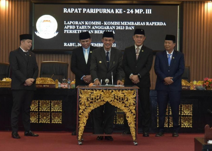  DPRD Setujui Rancangan APBD Kota Palembang Tahun 2023 