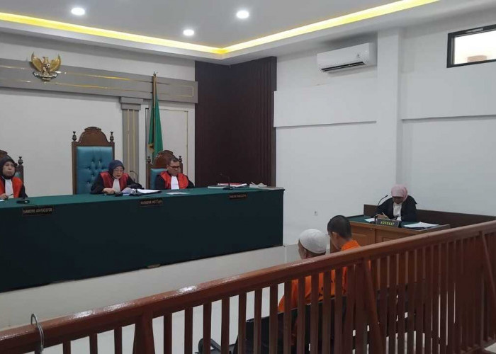 Bawa 10 Ribu Liter BBM Olahan Ilegal ke Lampung, 2 Sopir Truk Dipenjara 1,5 Tahun