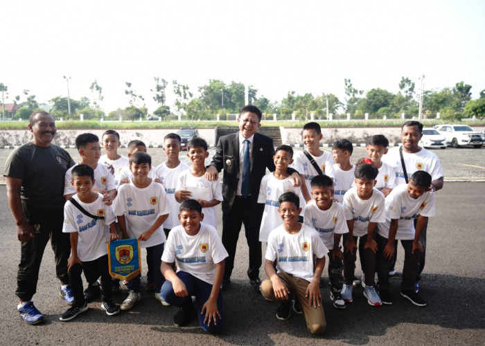 Tim U-12 OKU Timur Wakili Sumsel di Liga Sentra Indonesia, Enos Berikan Motivasi Seperti Ini