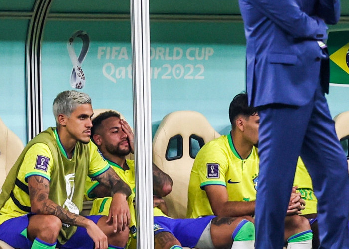 Cedera Parah di Piala Dunia, Neymar Menangis, Brasil Rugi