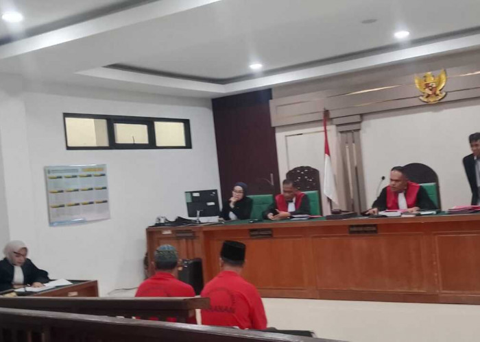 BBM 16.000 Liter Diduga Dioplos, 2 Terdakwa Dituntut 1,5 Tahun Penjara dan Denda Rp205 Juta