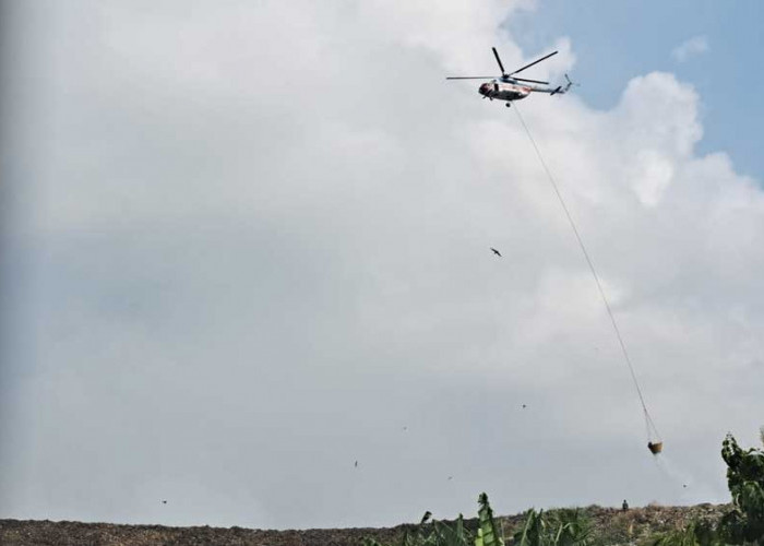 Maksimal! Total Ada 6 Helikopter Water Bombing Diterjunkan Demi Padamkan Karhutla di 2 Kabupaten Sumsel