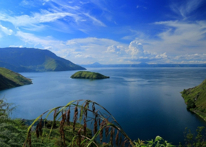 Asal Usul Terbentuknya Danau Toba, Menurut Legenda Masyarakat atau Sains?