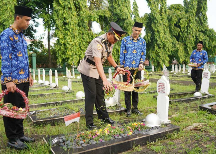 Peringati Hari Korpri, Polda Sumsel Laksanakan Ziarah di TMP Ksatria Ksetra Siguntang Palembang