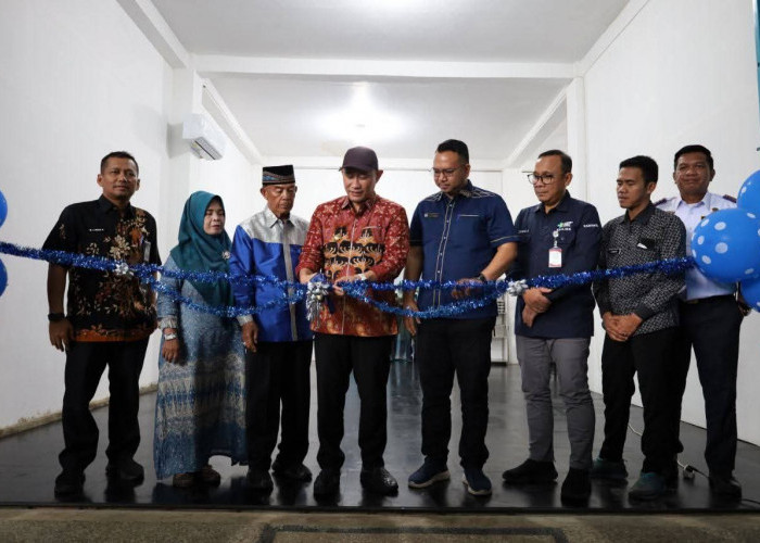Wali Kota Lubuk Linggau H Rachmat Hidayat Resmikan Dapur MBG A and F Catering