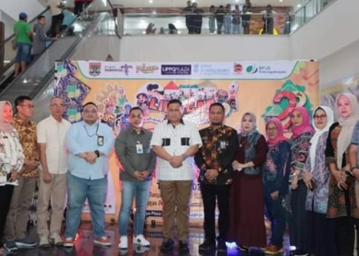 Meriahkan HUT Kota Lubuklinggau Ke- 23, Puluhan Pelajar Ikuti Lomba Fashion Recycle Show 