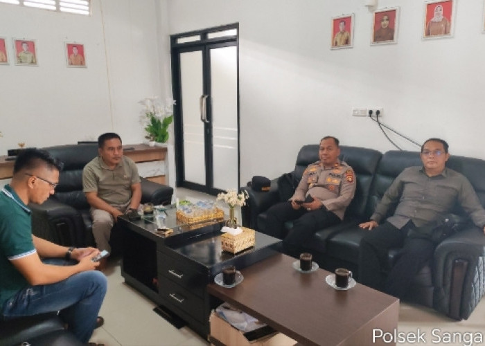 Kapolsek Sanga Desa Jalin Koordinasi dengan Kades Keban, Perkuat Sinergi Jaga Kamtibmas