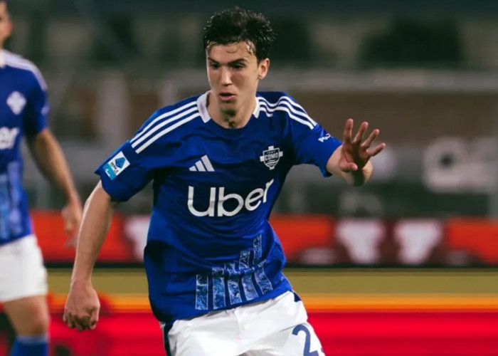 Pemain Kunci Como Menarik Perhatian Napoli dan Inter