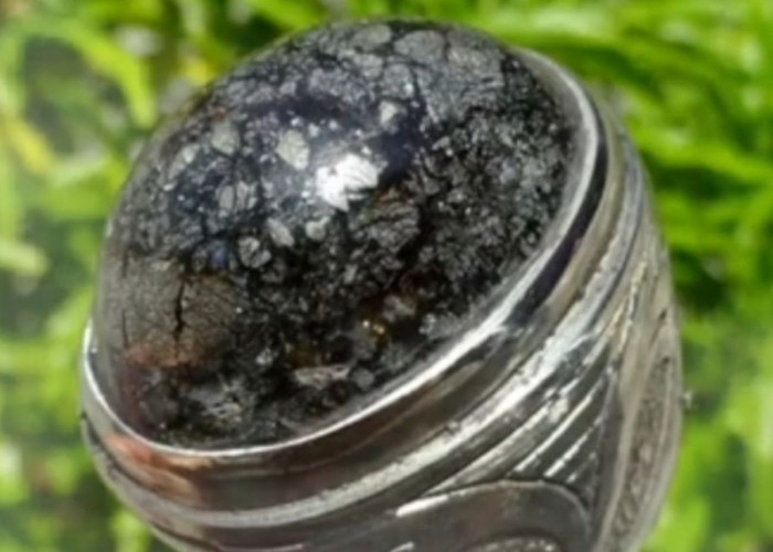 5 Khasiat Batu Akik Badar Perak, Konon Dapat Memberikan Ketenangan Batin