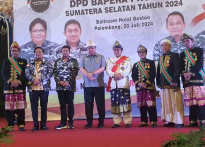 Sultan Palembang Anugerahkan Gelar Pangeran Wira Negara pada Menteri Airlangga, Ini Harapannya