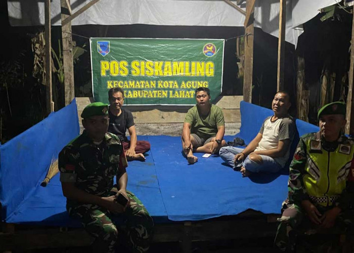 Ronda Malam Berbeda! Aparat TNI-Polri di Lahat Turun Langsung Sisir Gang Sempit Demi Jaga Tidur Warga
