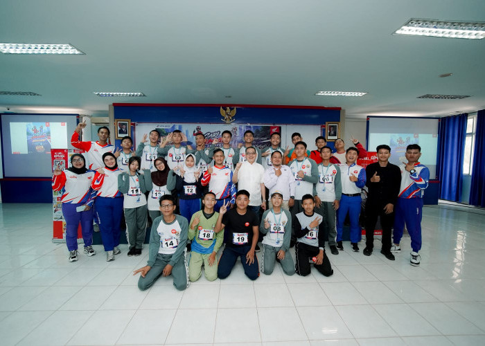 Keren! Pelajar Sumsel Ikuti Kompetisi dan Bootcamp Safety Riding Cari Aman Academy 2026