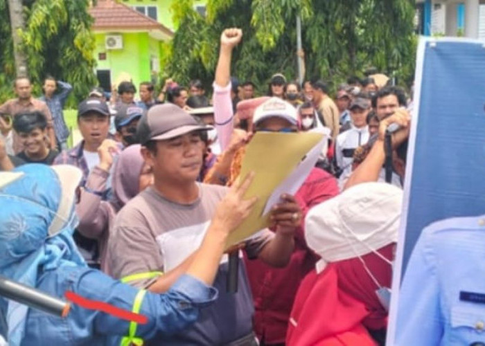 Terbukti Bersalah Gunakan Ijazah Palsu, Warga Pematang Panggang Minta Kades Dibebaskan dari Jeratan Hukum