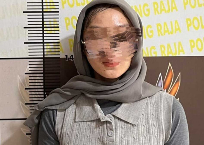 Tipu Korban hingga Rugi Rp45 Juta, Aksi Wanita Asal Tanjung Raja Ogan Ilir Berakhir di Sel Tahanan Polsek