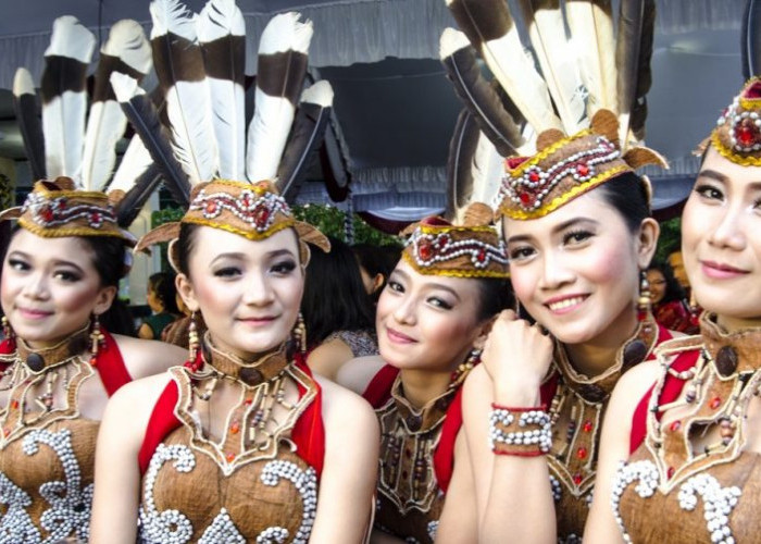5 Jenis Suku Dayak yang Menguasai Pulau Kalimantan hingga Negara Tetangga, Mau Tau!