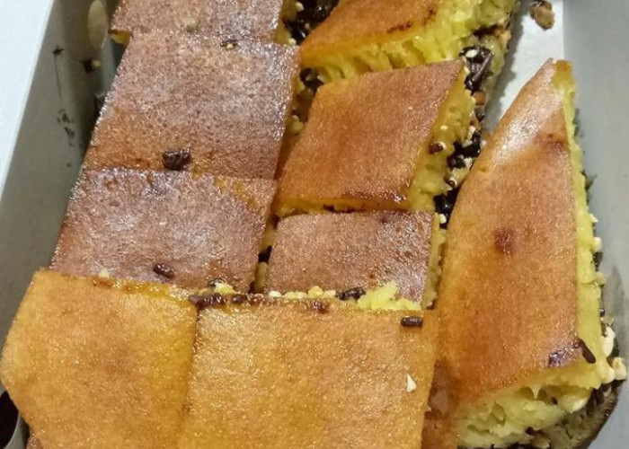 Buah Tangan Buat Mertua, Martabak Manis Sang Legendaris