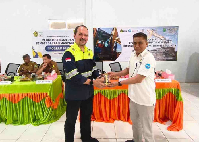 15 Generasi Unggul Muba Ikuti Pelatihan Operator Excavator, Siap Diterjunkan ke Dunia Kerja